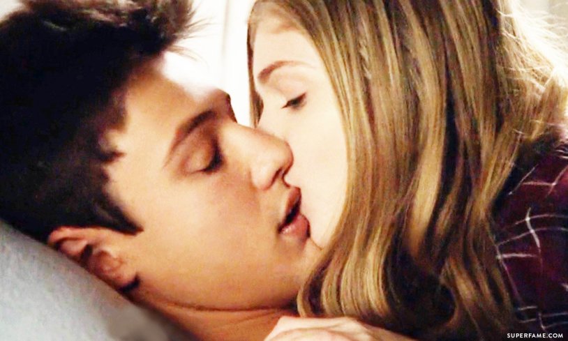 Elena Kampuris is hot