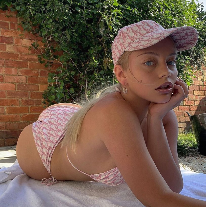 Ekaterina Zazinova model