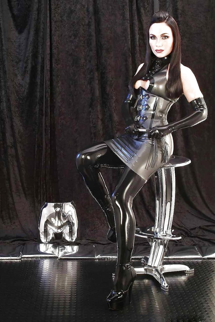 Lady Asmondena latex