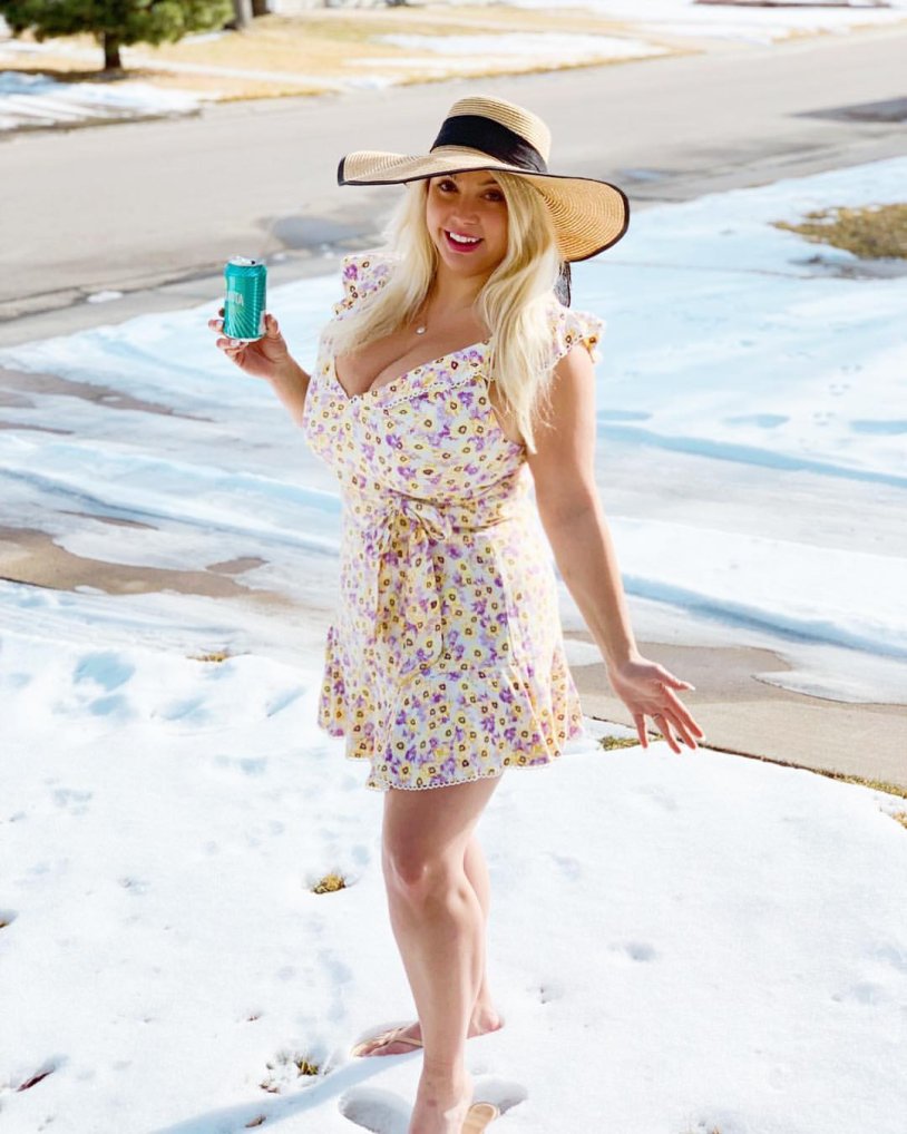 Christina Travelinghoppy