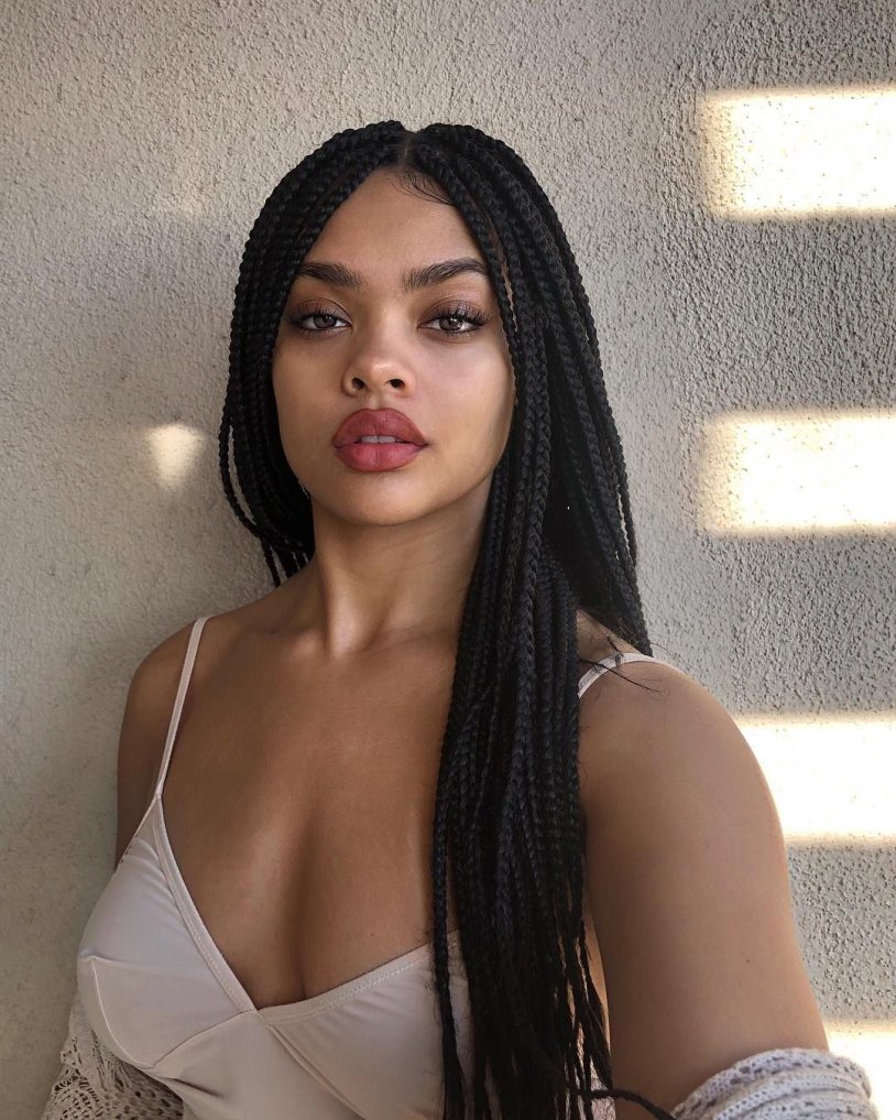 Caitlyn Mwenifumbo Booty