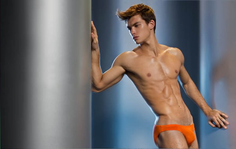 Lucas is a Torsos washus