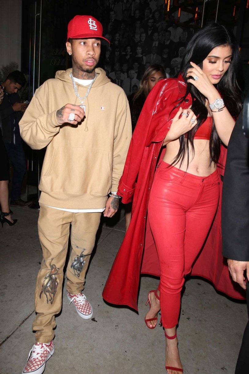 TYGA - SWAP Meet Actresses in swimsuits