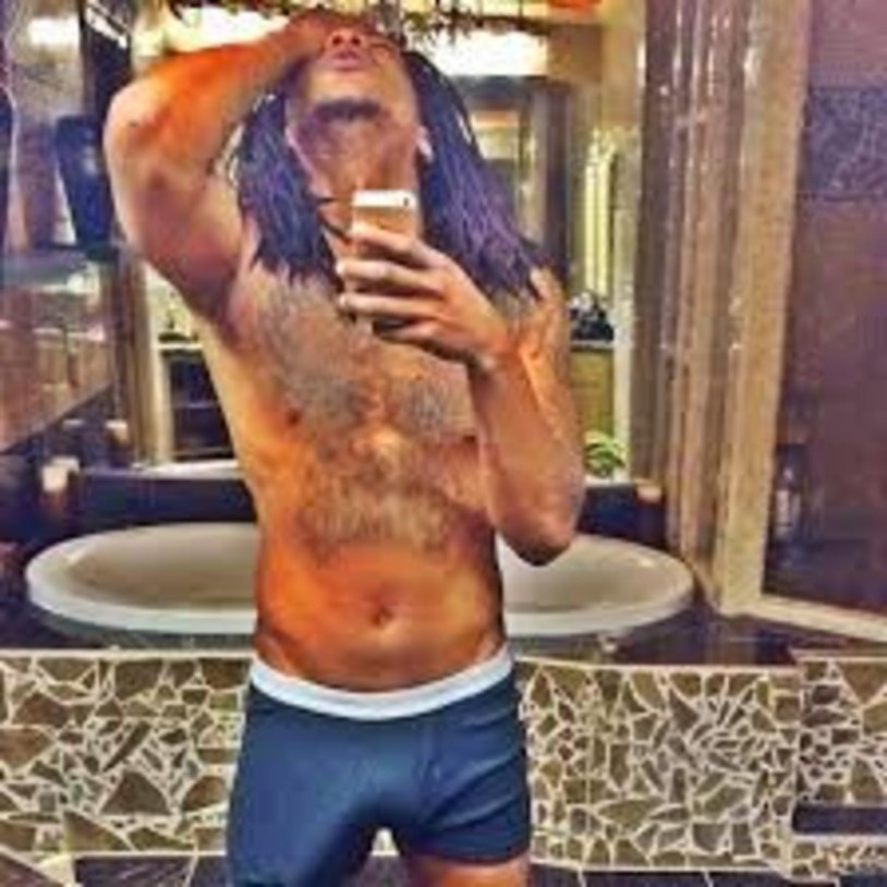 G easy girls have fun