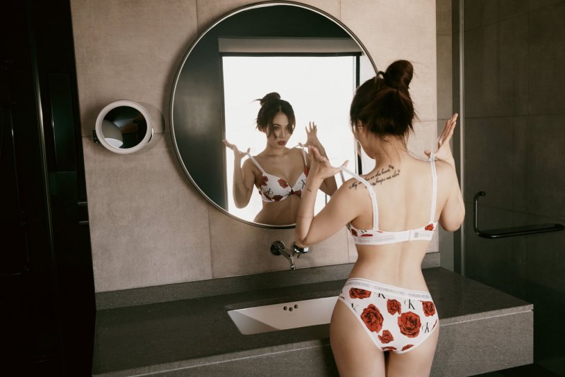 Hyuna Kim in underwear