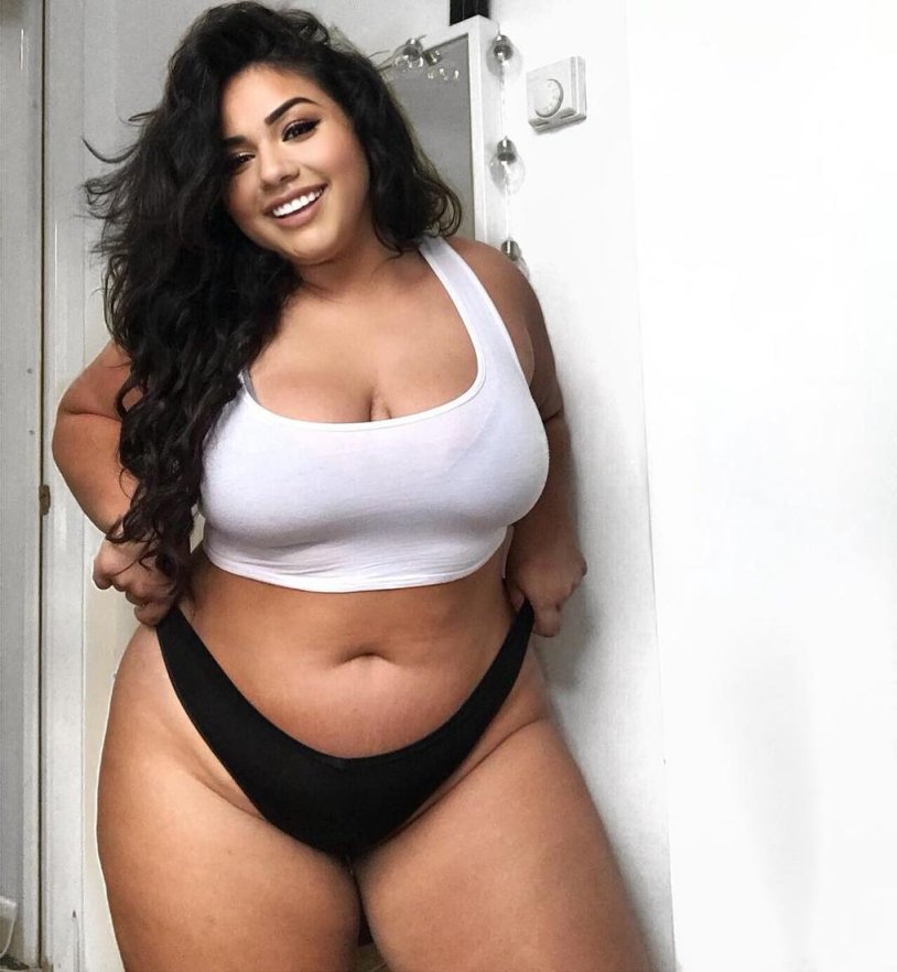 Plus Size Diana Sirokai
