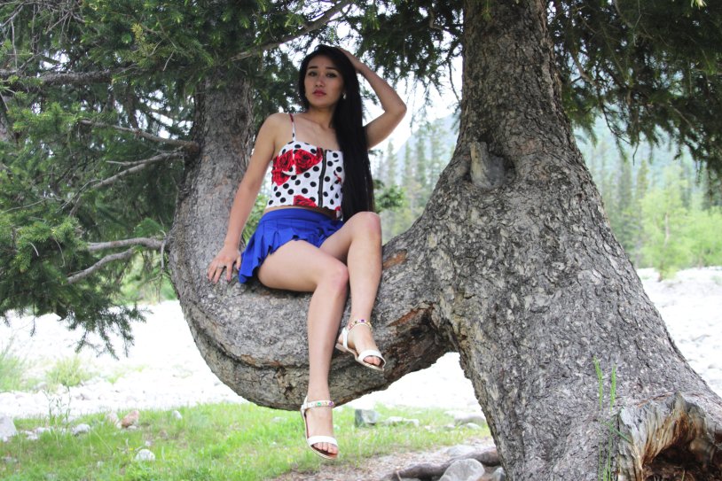 Sisca Mellyana Hot Bikini