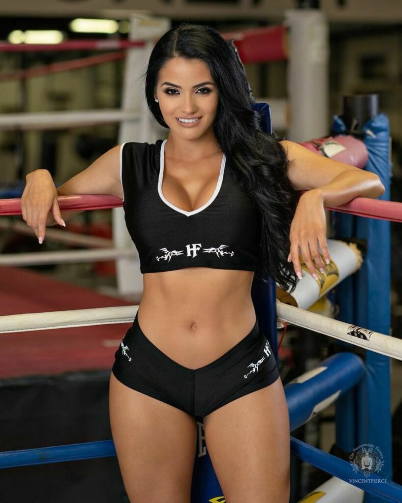 Paolla oliveira in a bikini