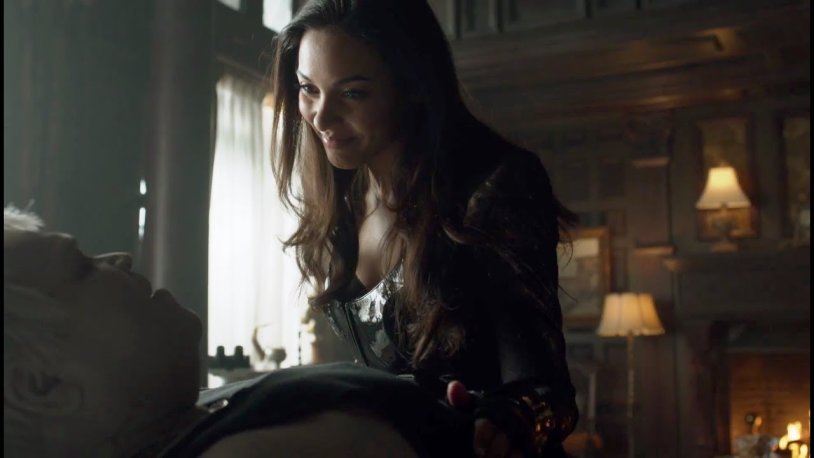 Tabita Galavan and Selina Kyle