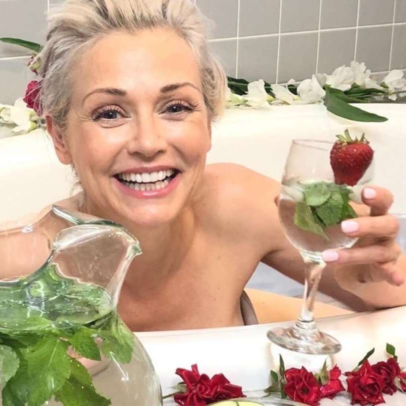 Beke Jacoba Cosplay Hot