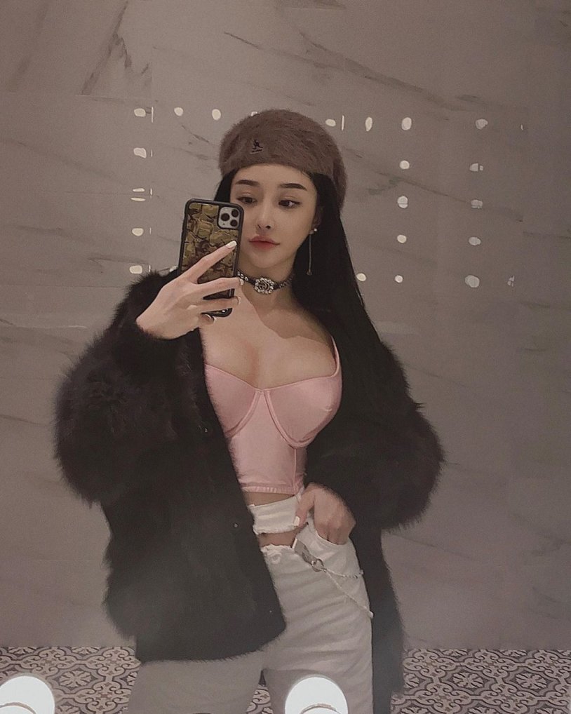 Songyuxin hitomi songyuxinh