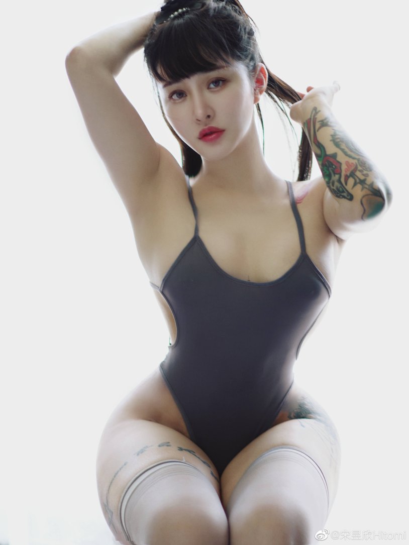 Songyuxin hitomi nude