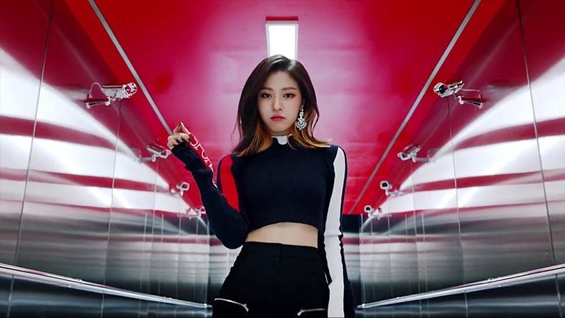 Twice, Red Velvet, Blackpink, Itzy Nude Fakes