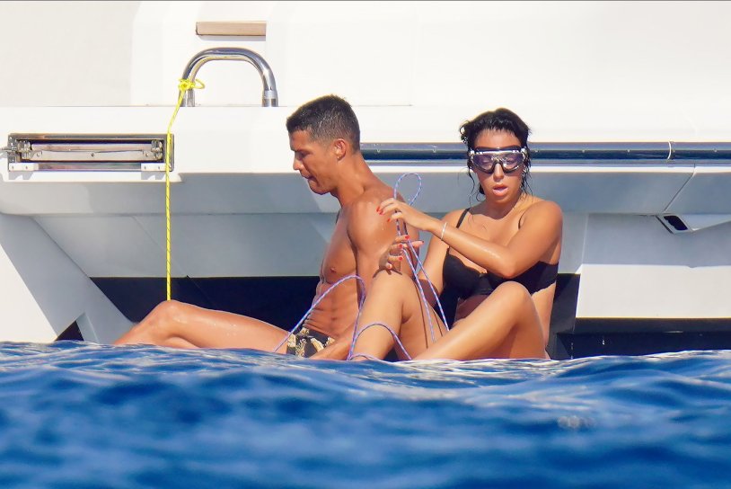 Eva Maria Dos Santos