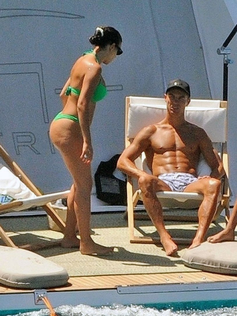 Georgina Rodriguez 18