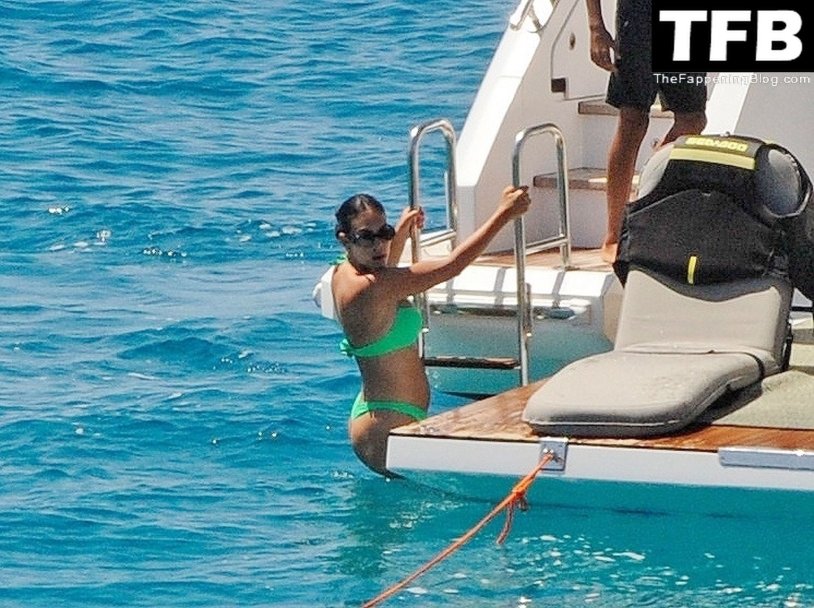 Georgina Rodriguez 18