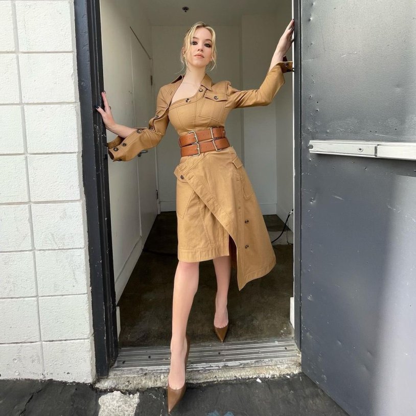 Cindy Swini in Thong