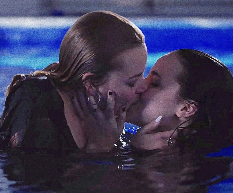 Beautiful slender lesbians