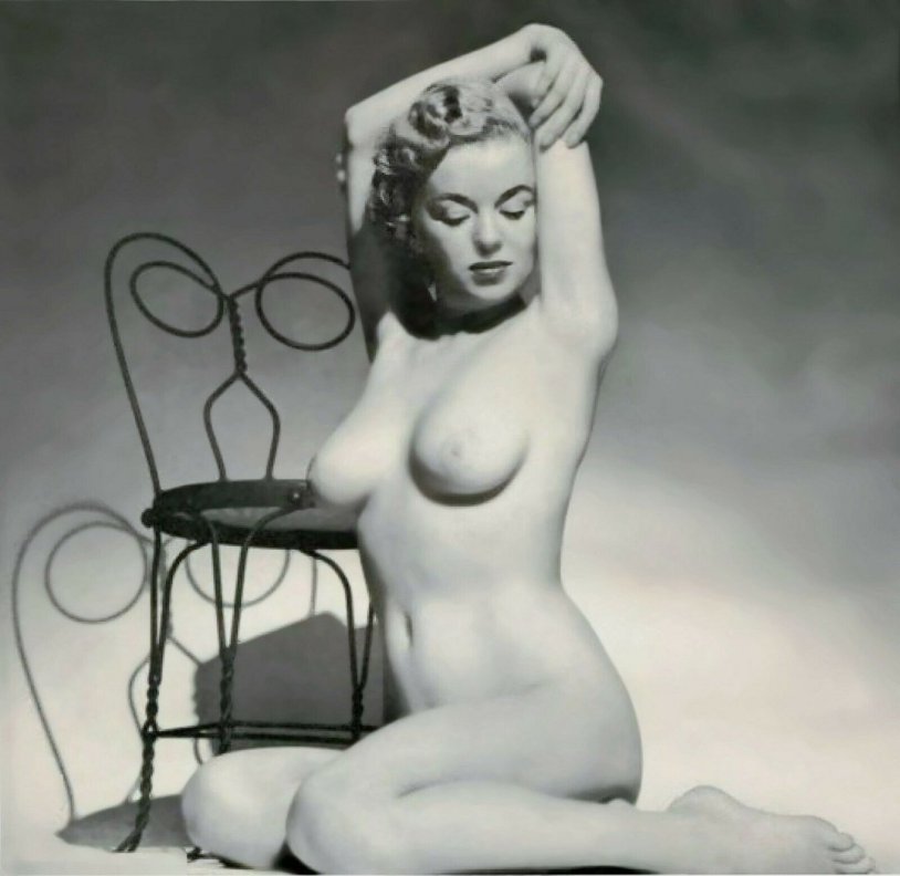 Naked Marilyn Monroe Parody