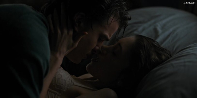 Natalia Dyer I Believe in Unicorns 2014