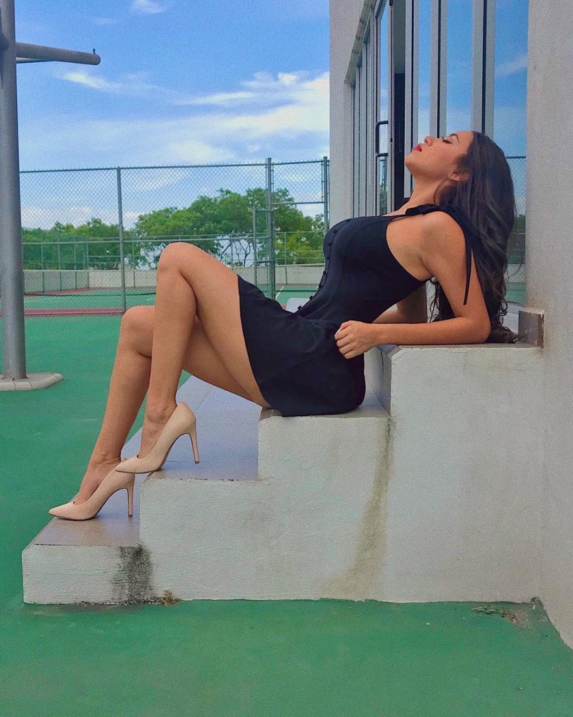 Alejandra Acronopia Tits