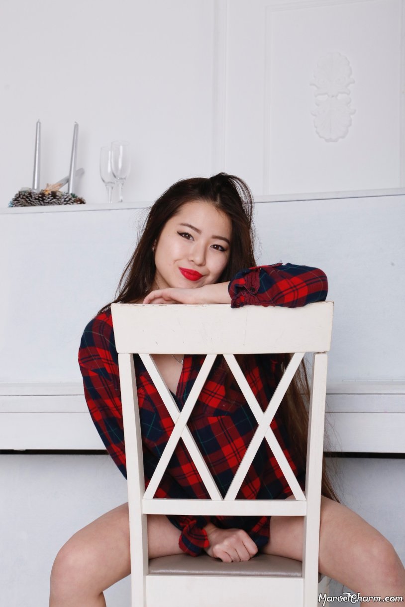 Marvelcharm Violet - Violet Mesh