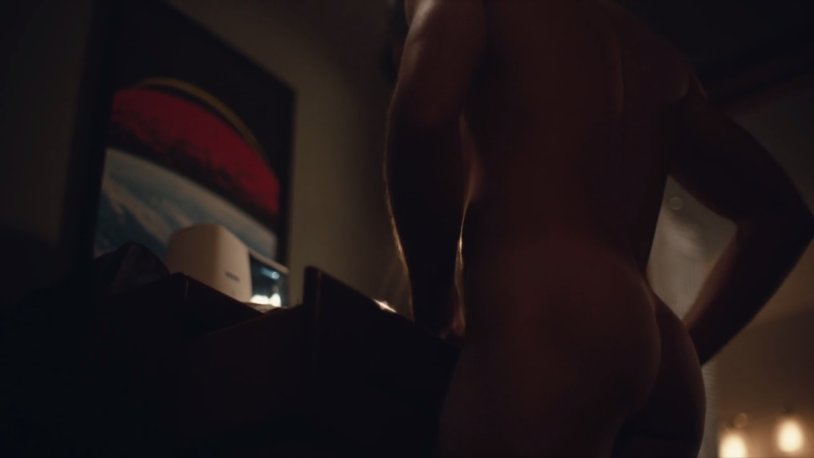 Jacob Elordi Kissa booth 2