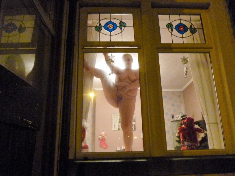 Mature Wow An Exhibitionist in the Window