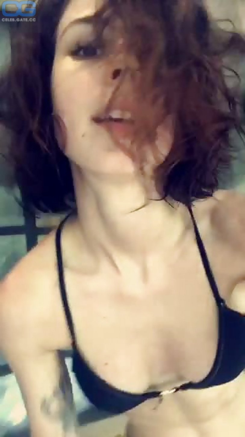 Lena Mayer-Landworm Naked