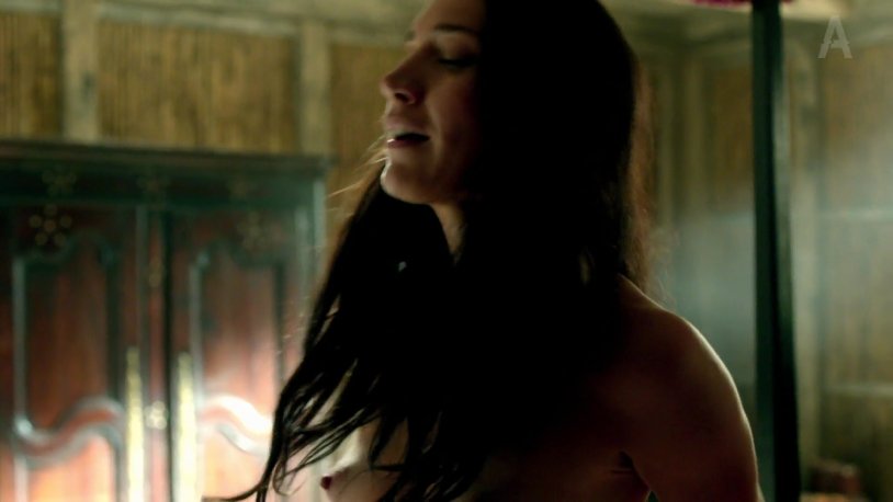 Jessica Parker Kennedy Naked