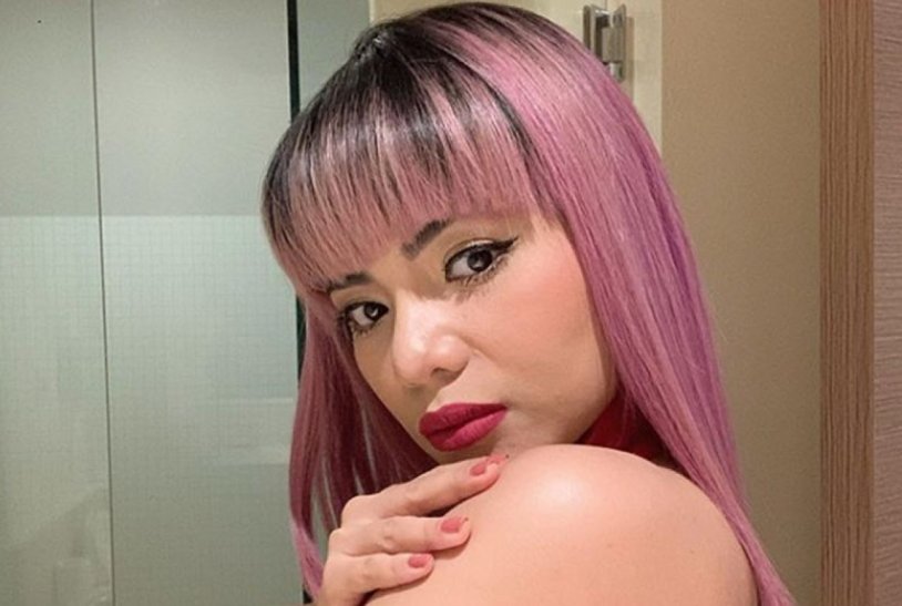 Dinar Candy Bugil Di Jalan