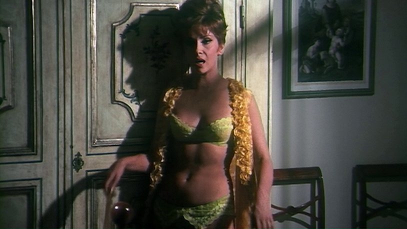 Gina lollobrida in youth figure
