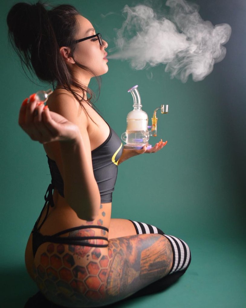 Smoking naked in stockings