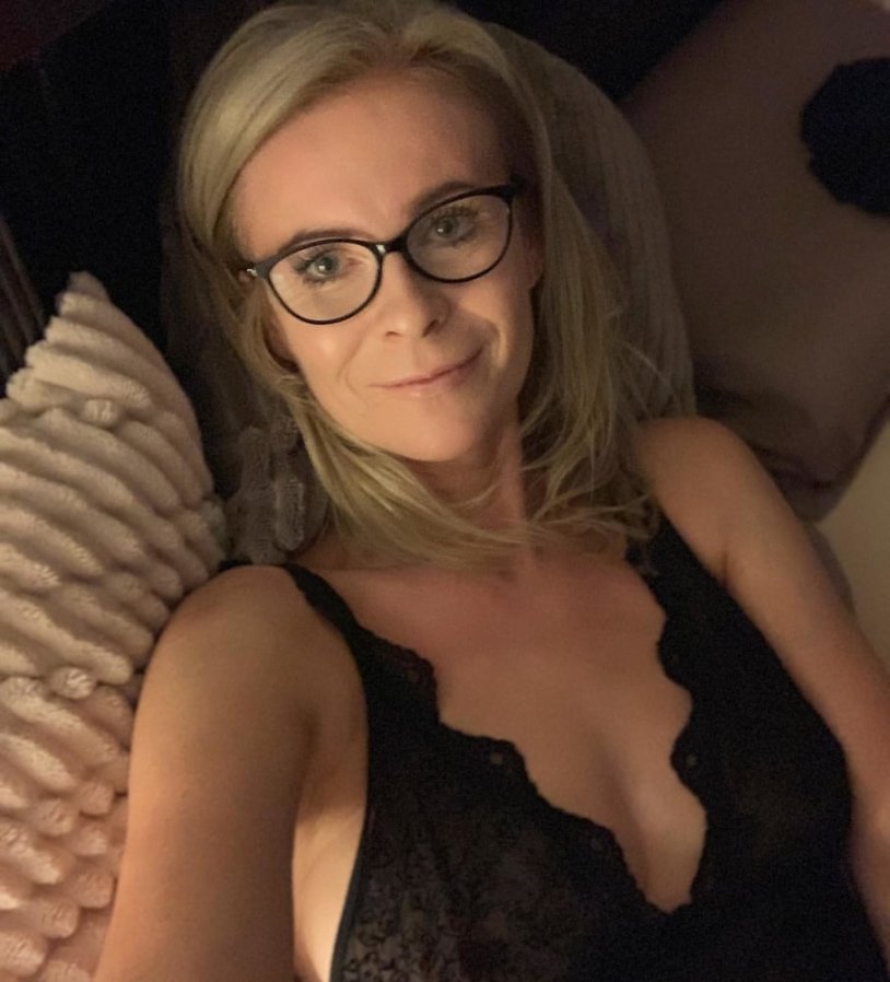 MoniceSt Mónica in a swimsuit