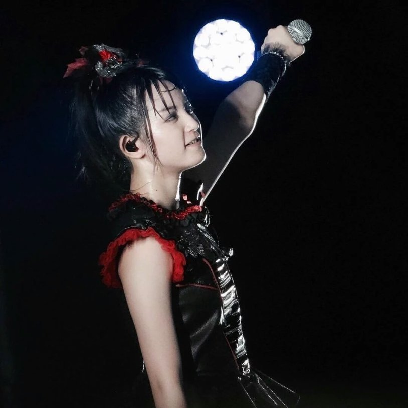 Suzuka Nakamoto