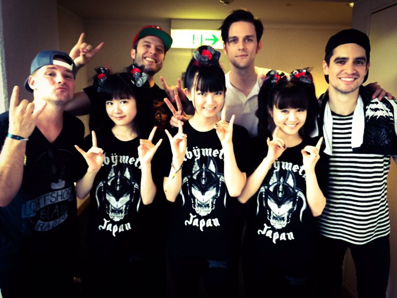 Babymetal group in swimsuits