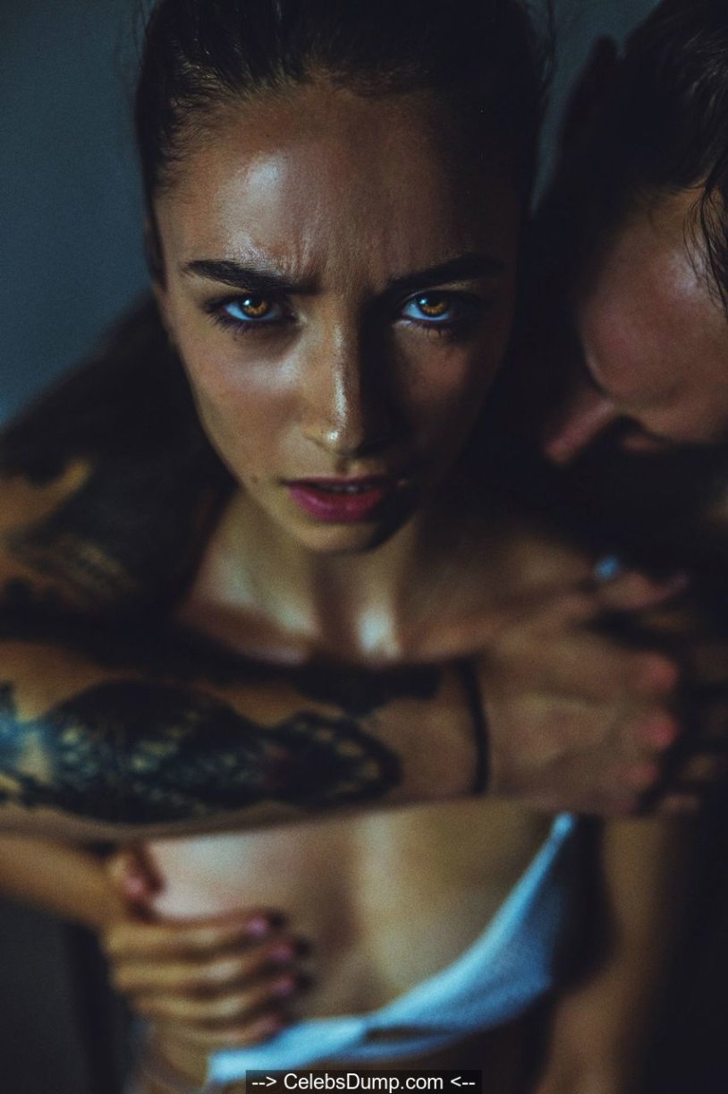 Bustyambz - Nude Shower Video - Patreon Leak