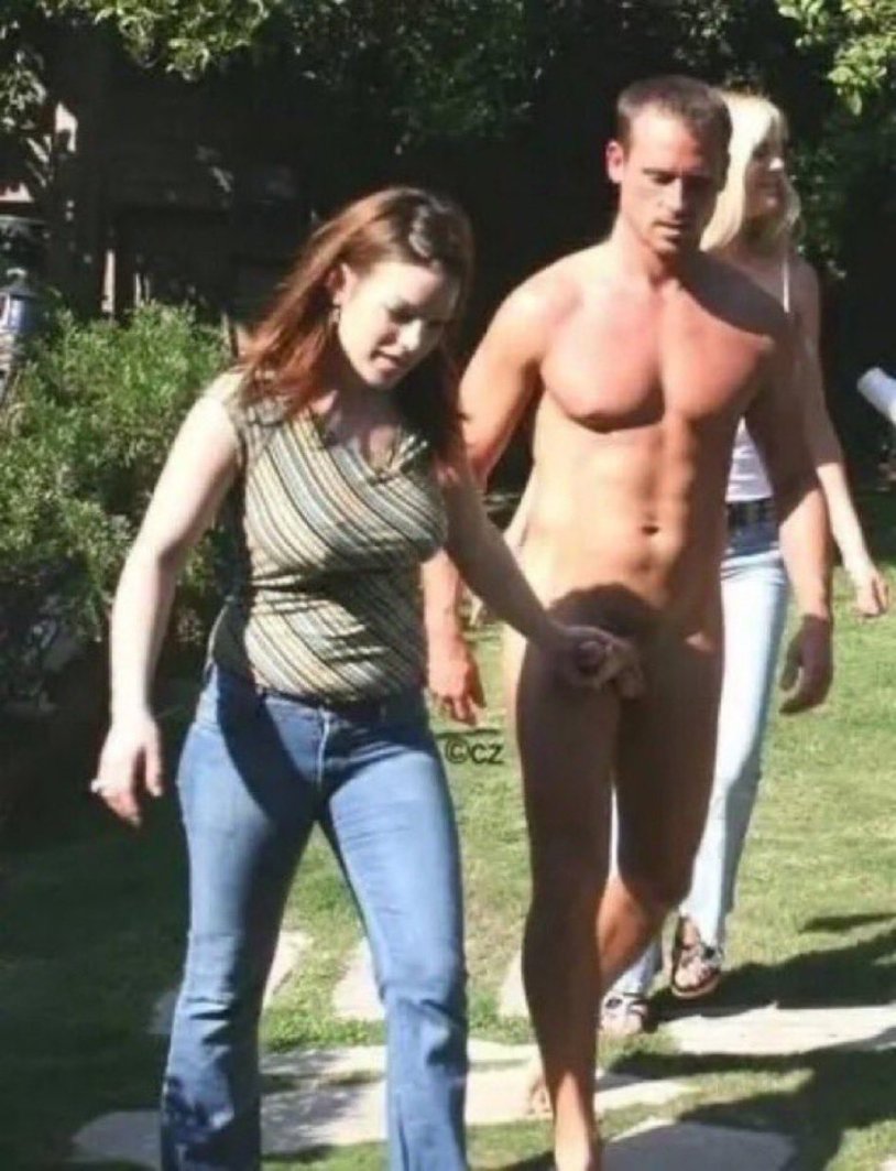 The girl undressed at the exhibition