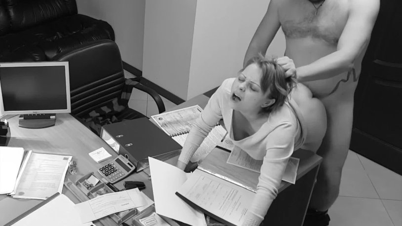 Blowjob in the office hidden camera