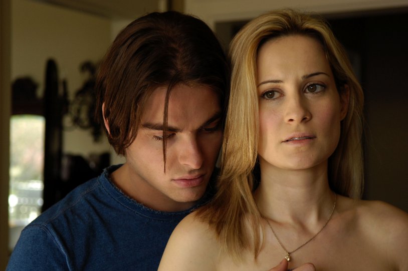 Kevin Zegers Camille Sullivan