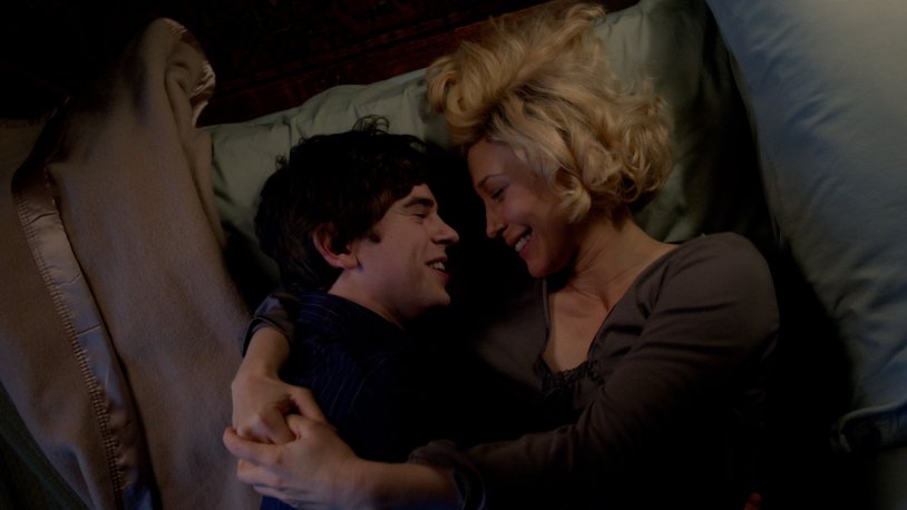 Unusual relationship of mother and son Film