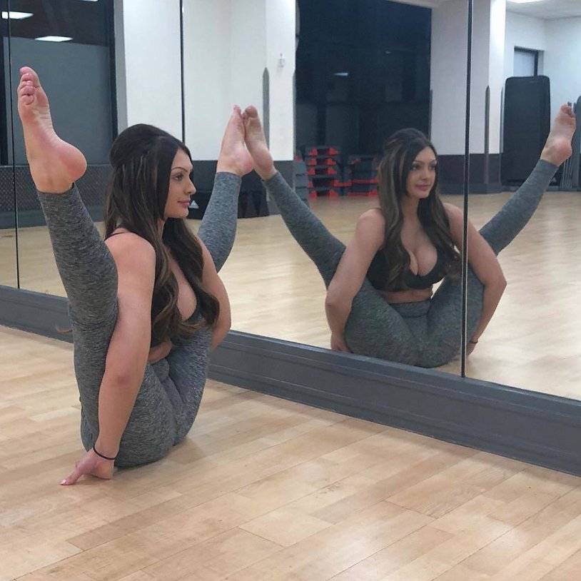 Beautiful butt gymnasts