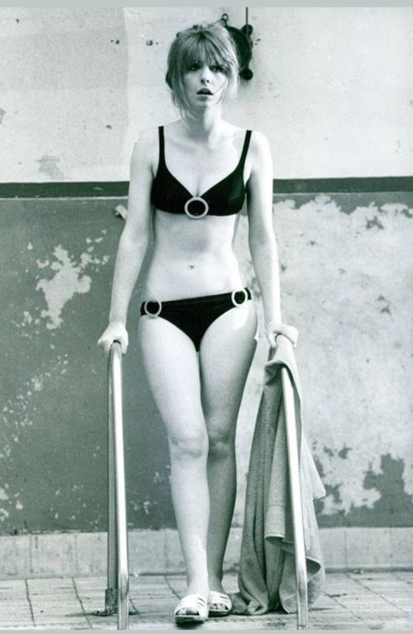 Bett Midler in Youth Figure