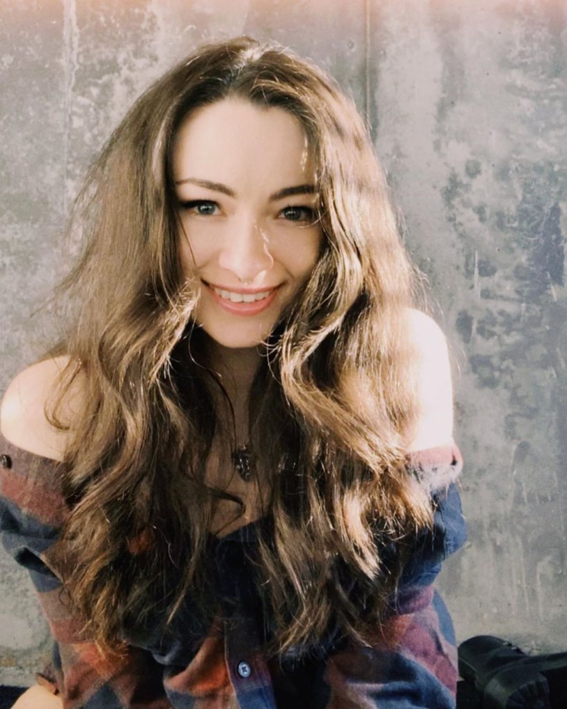 Jodelle Ferland dress