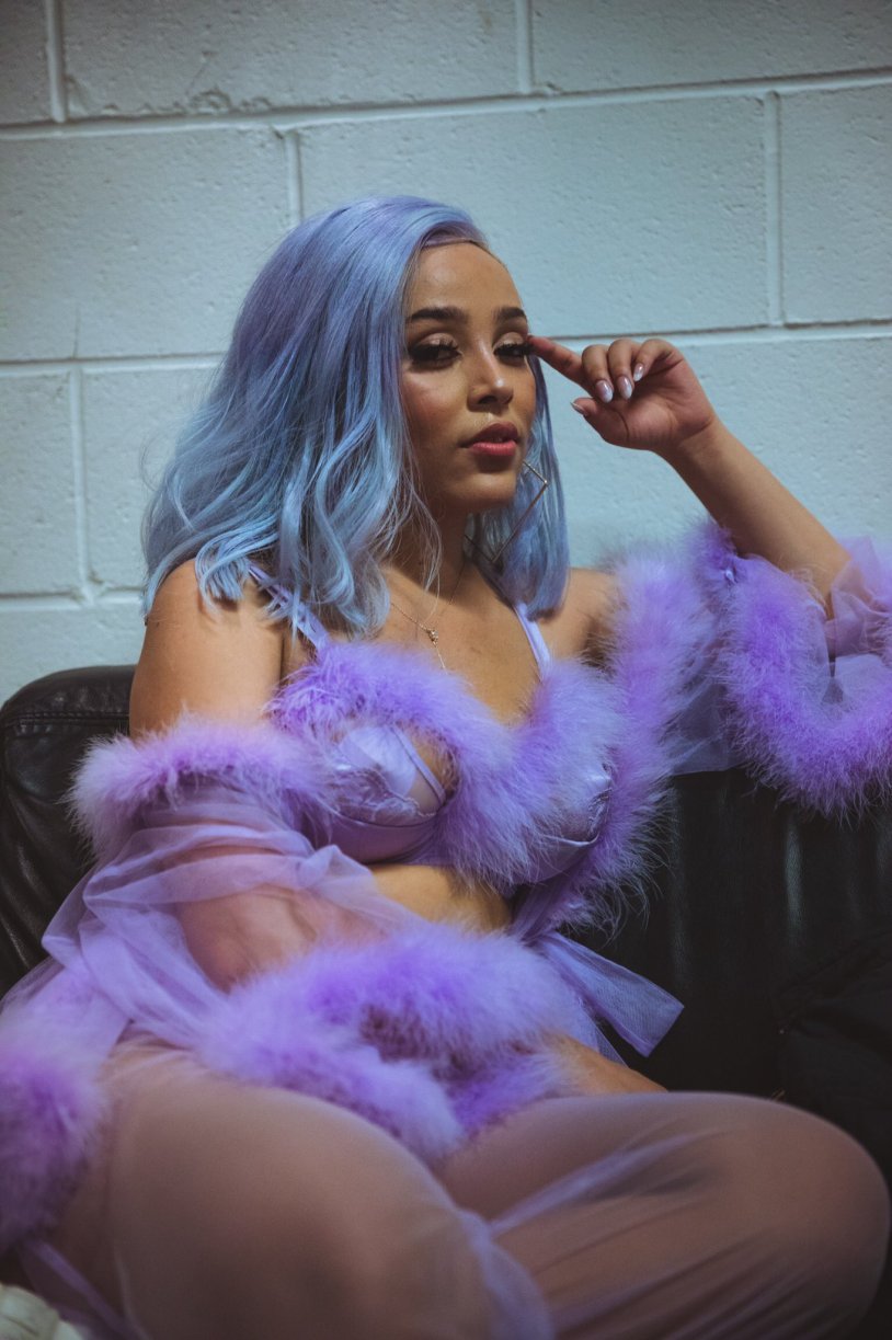 Singer Doja Cat in a swimsuit