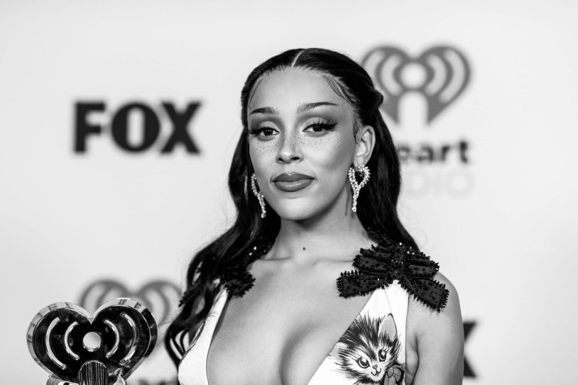 Singer Doja Cat 18