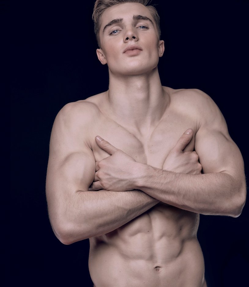 Freddie Pearson fashion model