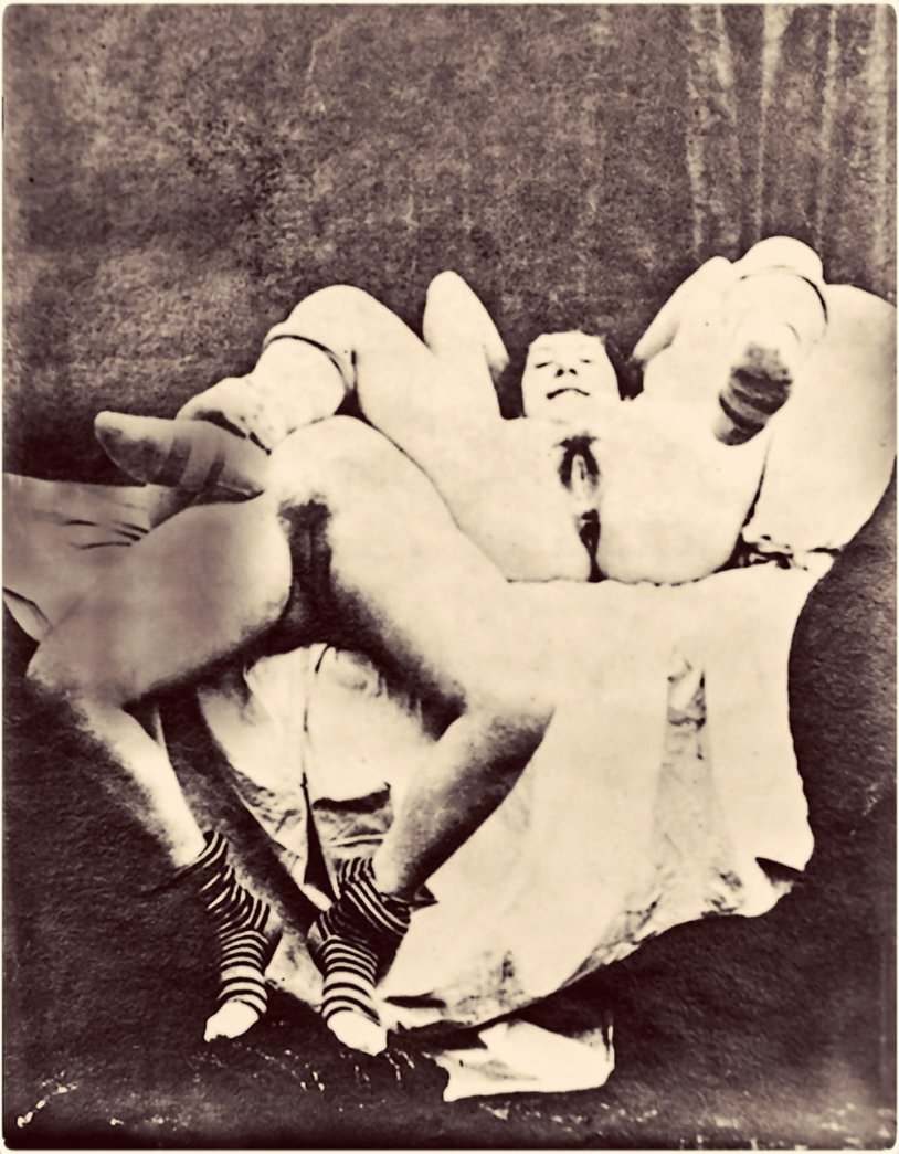 Very old naked old women