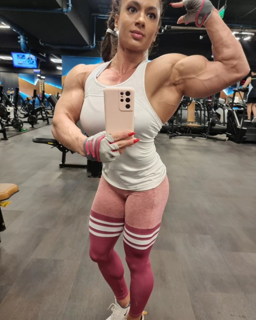 Raluca Dumitru nationality