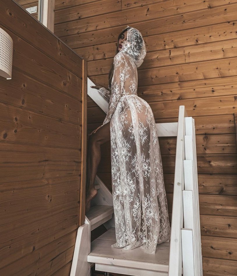 Lilia Ermak in bikini